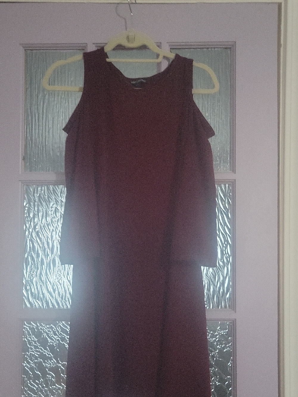 Nina Leonard Burgundy Cold-Shoulder 3/4 Sleeve Dress